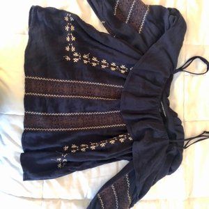 American Eagle Off the Shoulder top (with straps)